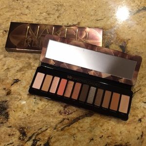 Urban Decay Naked Reloaded palette